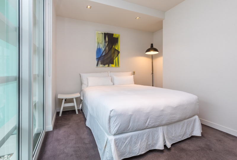 WATERFRONT LIFESTYLE AWAITS YOU!!