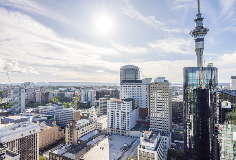 HIGH IN THE SKY - OUTSTANDING VIEWS