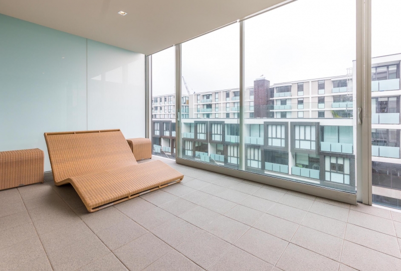 WATERFRONT LIFESTYLE AWAITS YOU!!