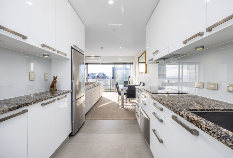 HIGH IN THE SKY - OUTSTANDING VIEWS