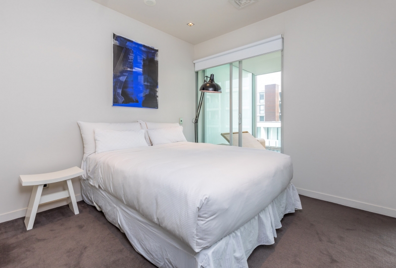 WATERFRONT LIFESTYLE AWAITS YOU!!