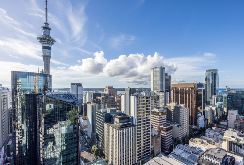 HIGH IN THE SKY - OUTSTANDING VIEWS