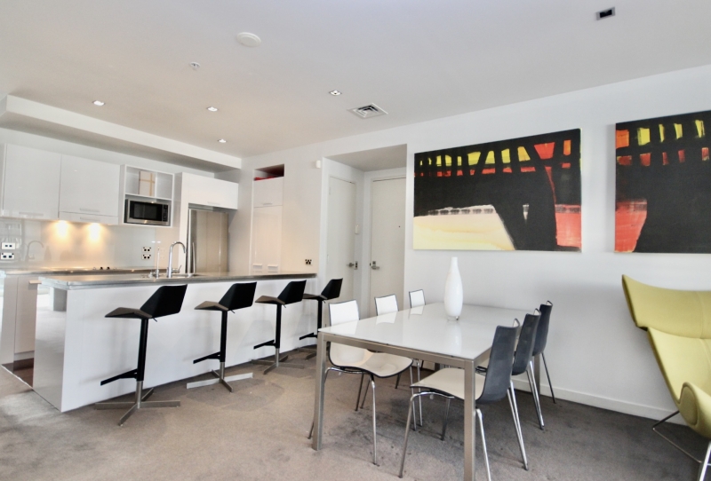 WATERFRONT LIFESTYLE AWAITS YOU!!