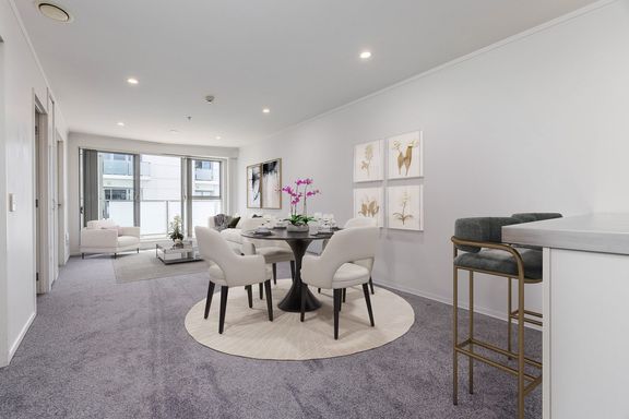 Elevated City Living with Car Park - Prime Location