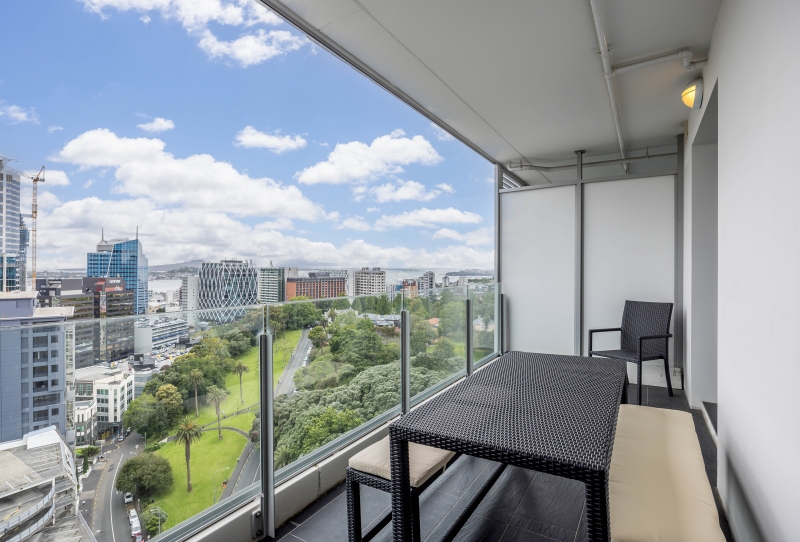 PREMIUM - NORTH FACING - SPLIT LEVEL